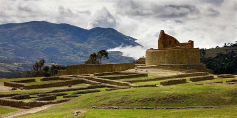 ecuador ruins.